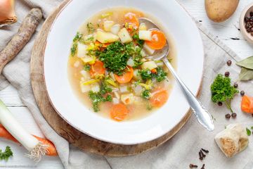 Vegetarische Gemüsesuppe